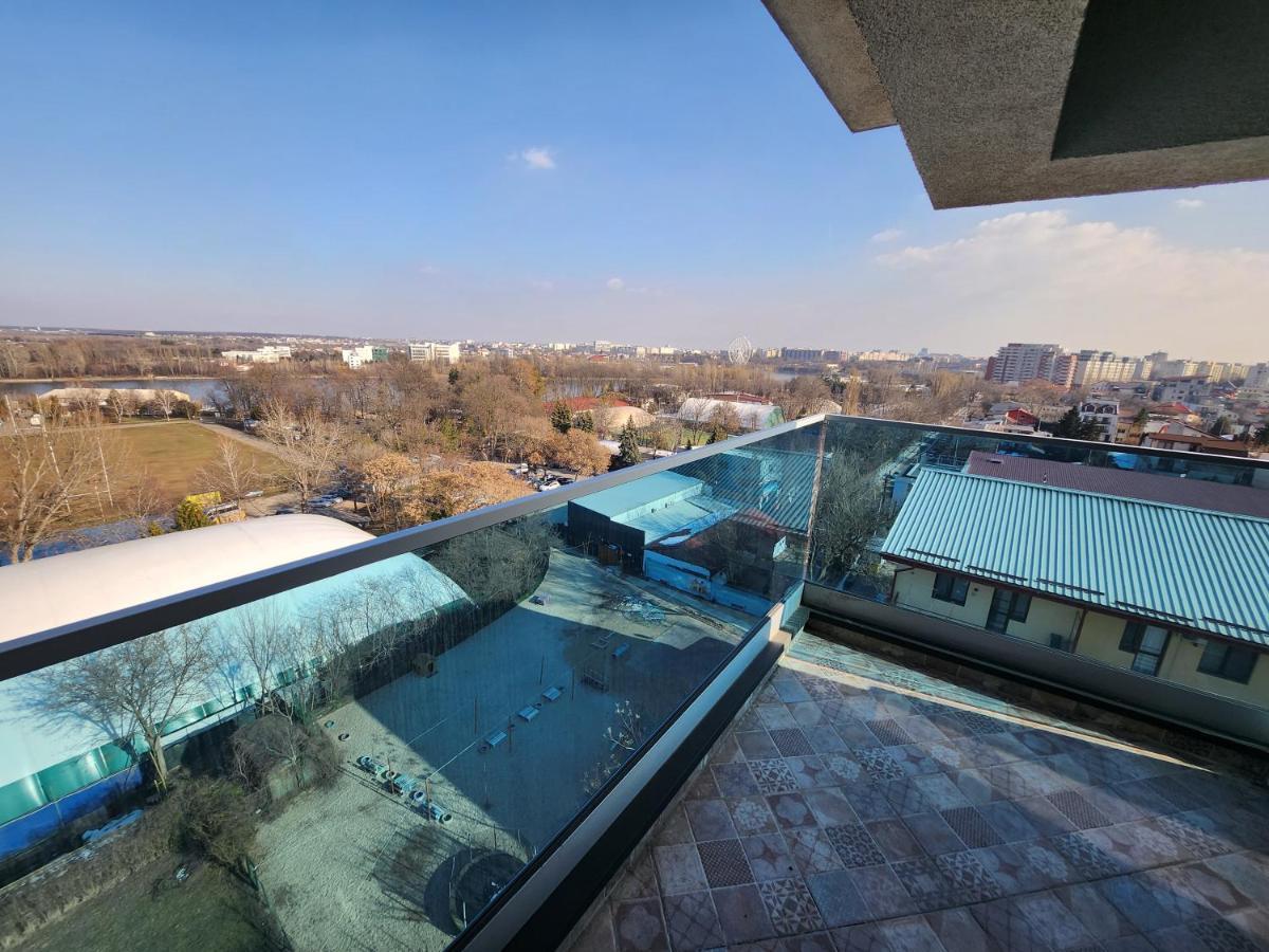 Grand Look & Best Location For Business On Bucharest Exterior photo