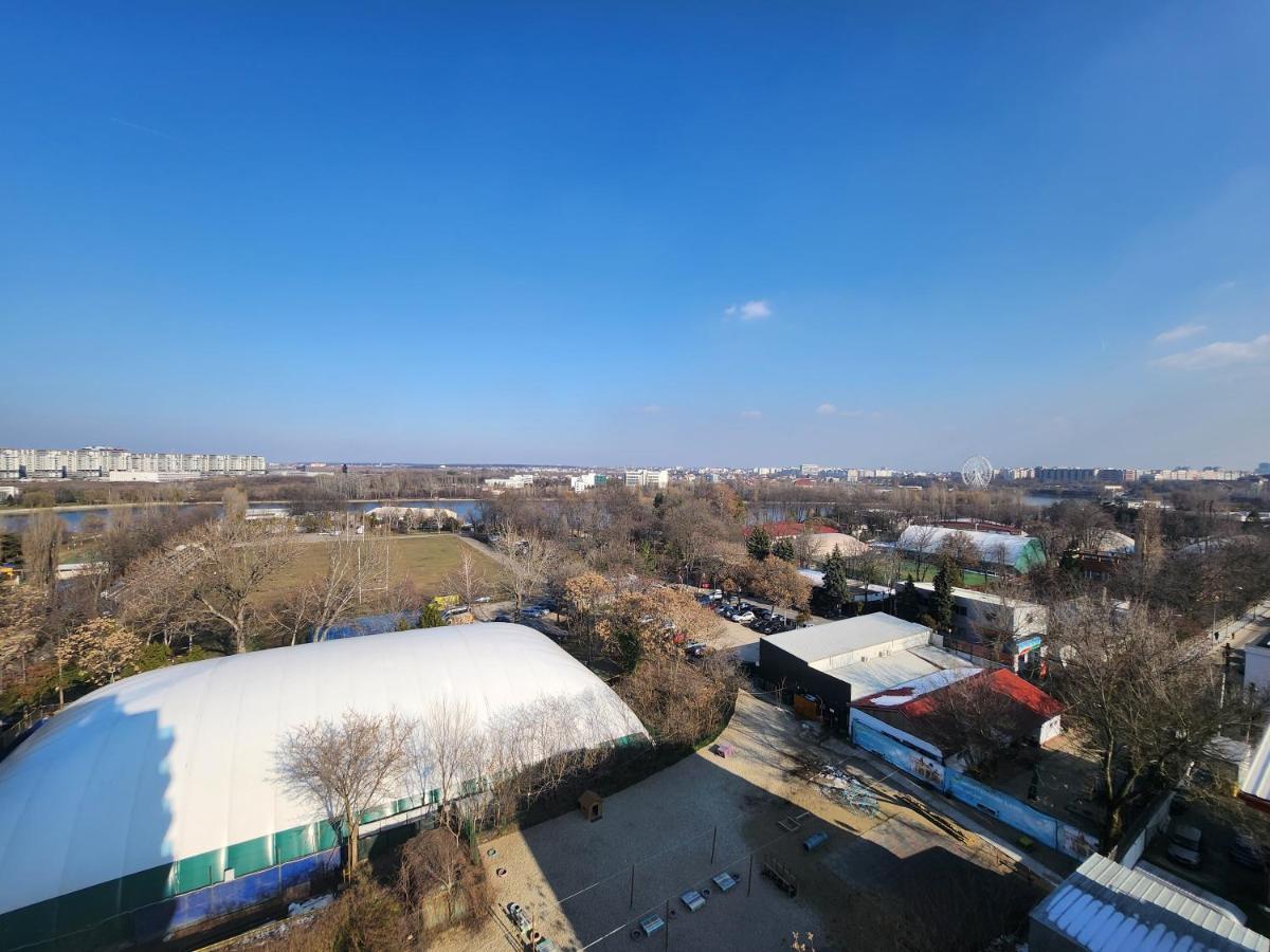 Grand Look & Best Location For Business On Bucharest Exterior photo