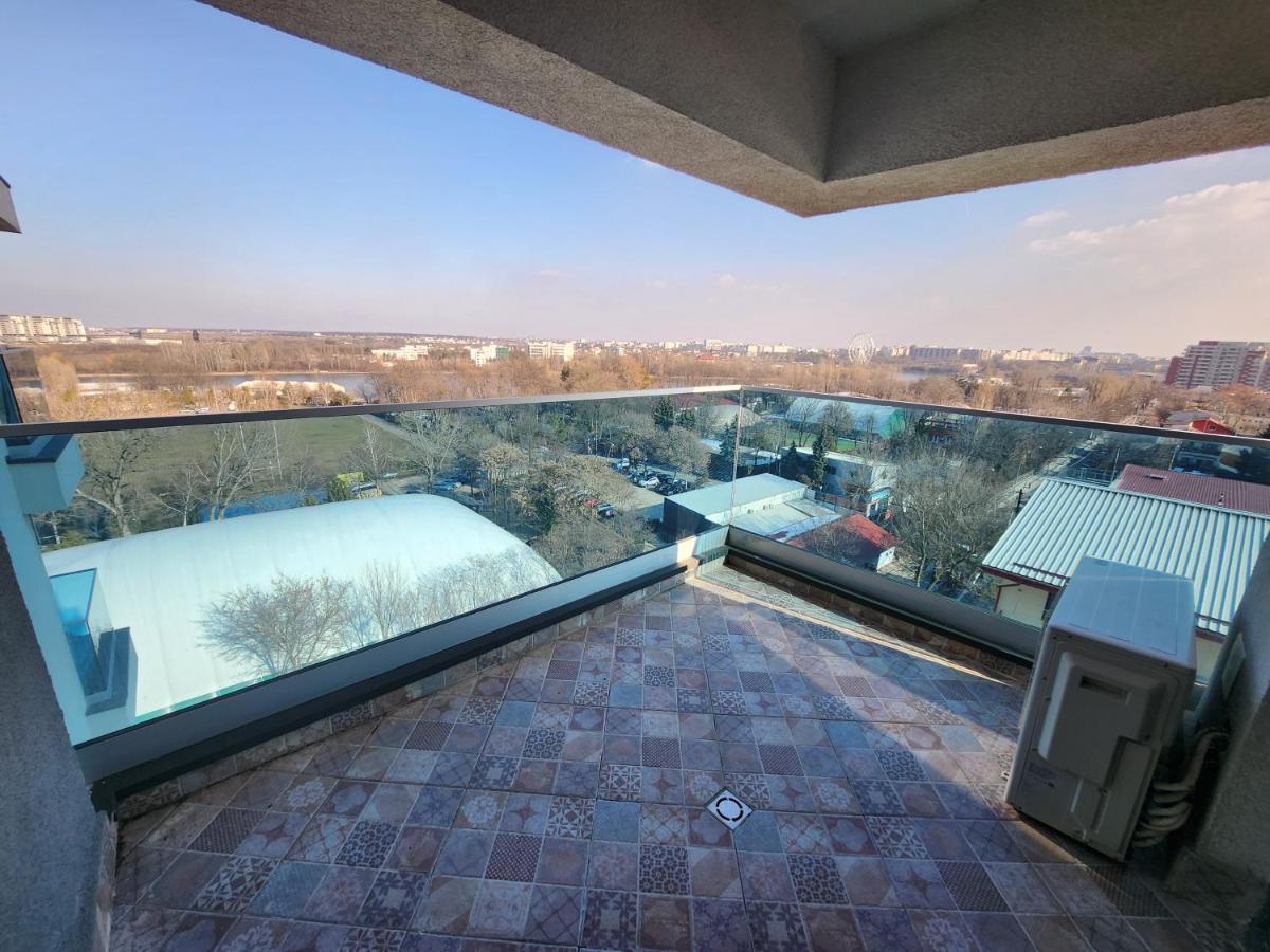 Grand Look & Best Location For Business On Bucharest Exterior photo