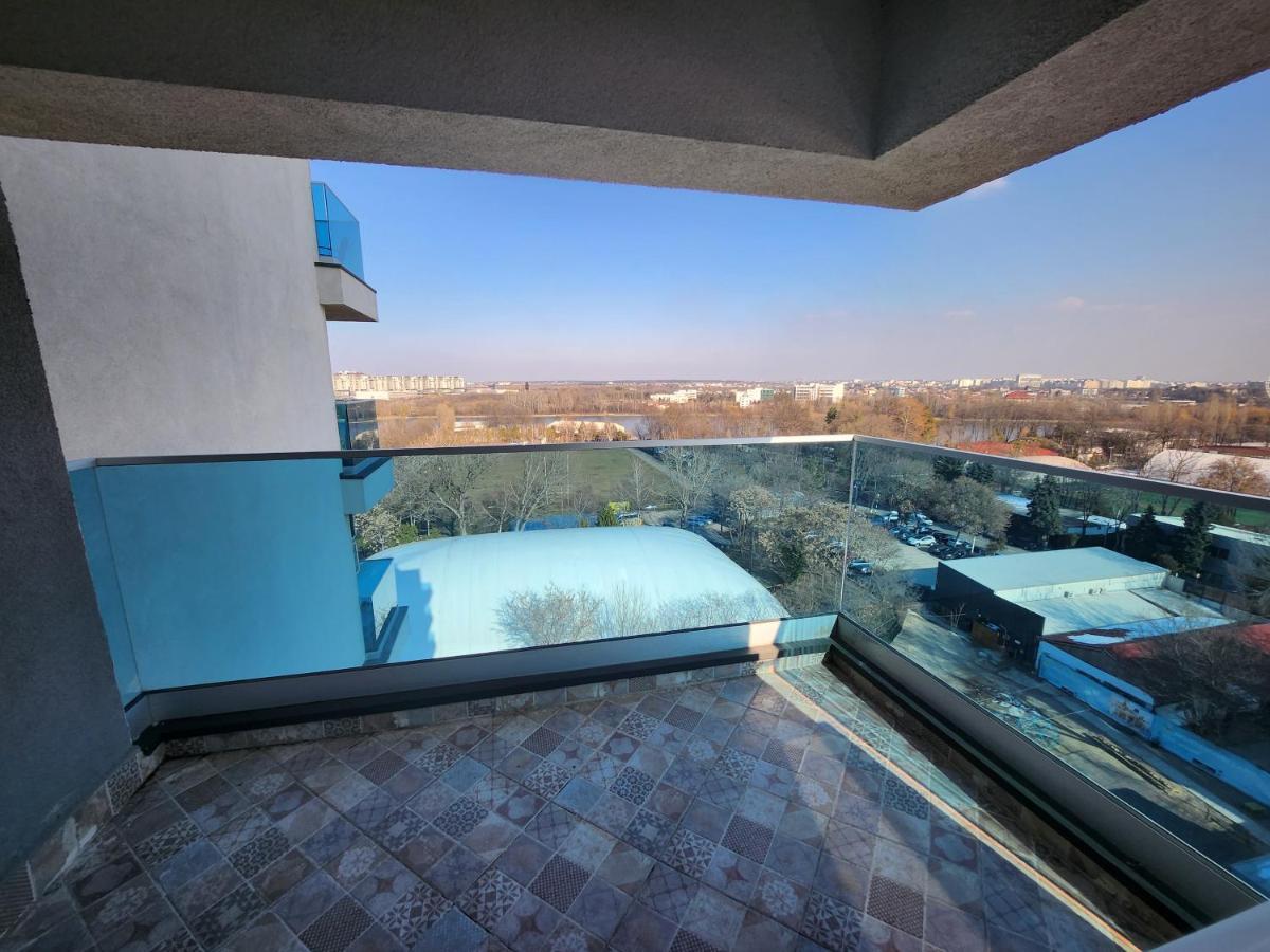 Grand Look & Best Location For Business On Bucharest Exterior photo
